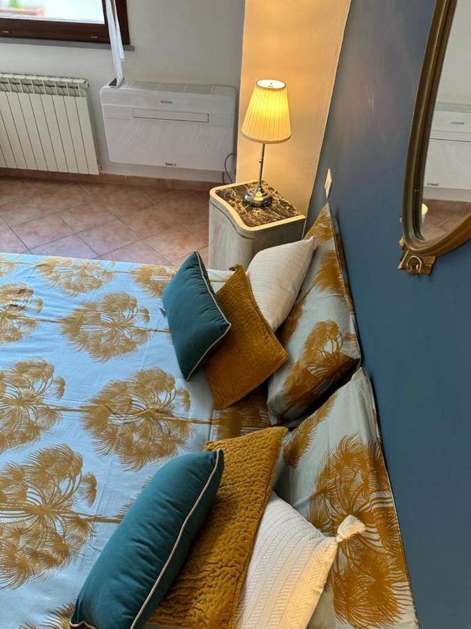 La Casa Di Filippo Leilighet Quercianella Eksteriør bilde
